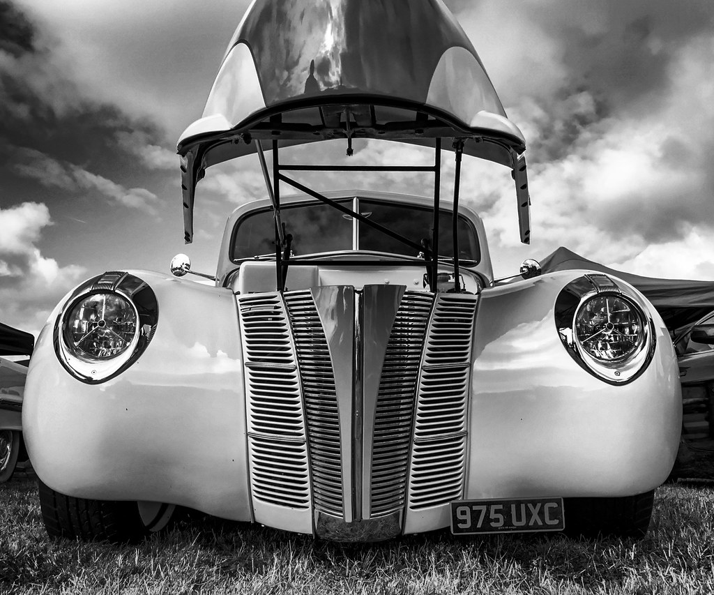 Pinewood Classic Cars 001 {Explore 18} Large event in t… Flickr