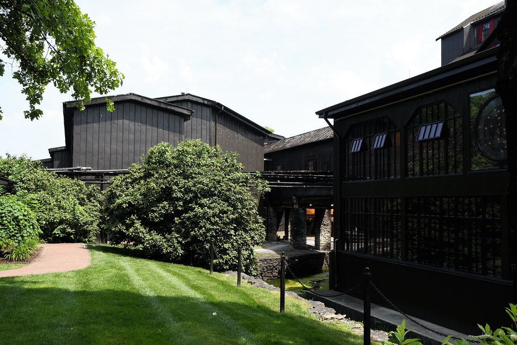 Makers Mark Distillery Makers Mark Distillery, Loretto, KY… Flickr