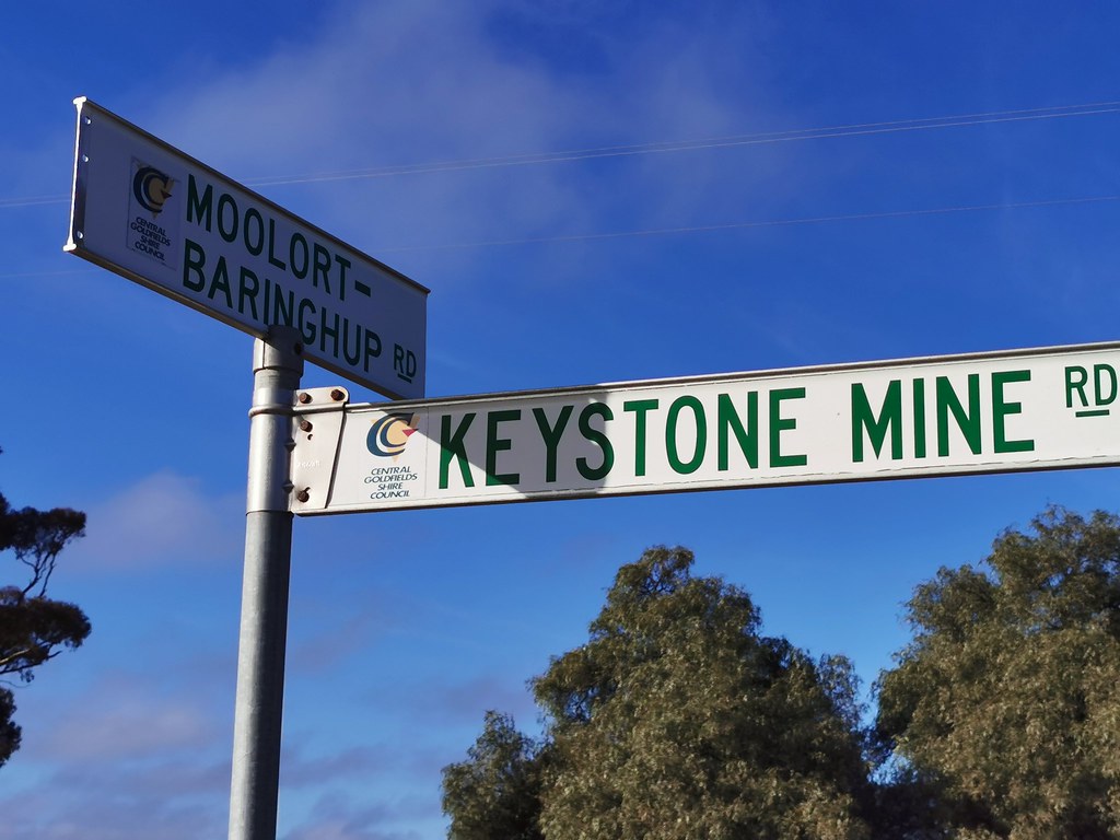 Carisbrook Vic MoolortBaringhup Road sign Michael Cleary Flickr