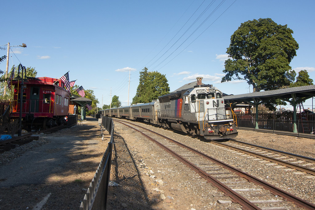 Boonton Station Geep NJT MontclairBoonton Line train 1003… Flickr