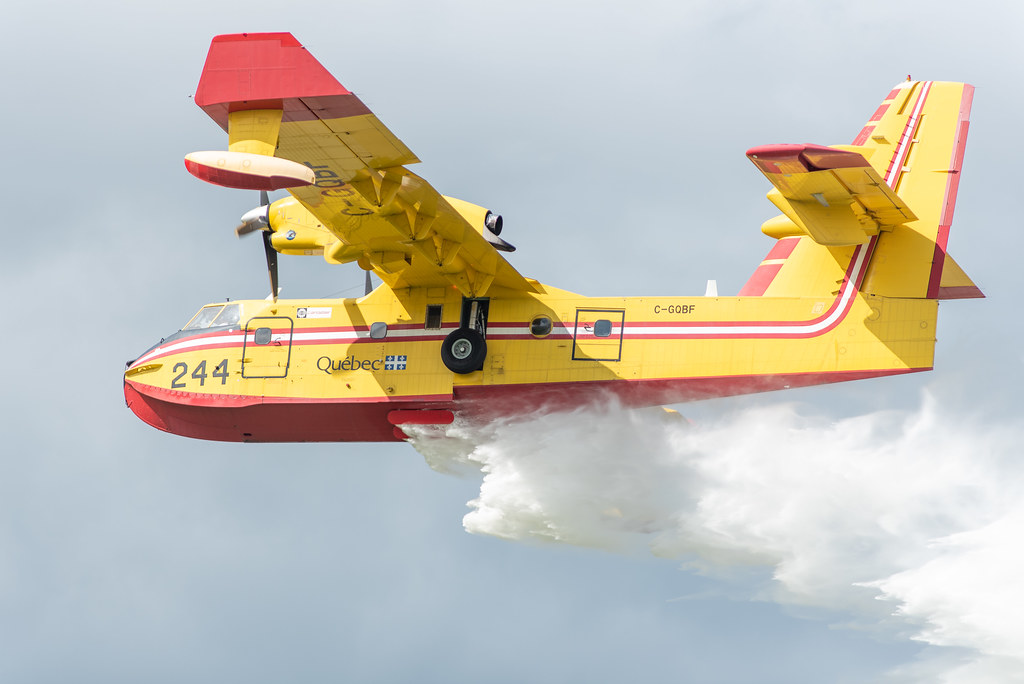 Bombardier CL415 Water Bomber Aero GatineauOtawa 2019 Flickr