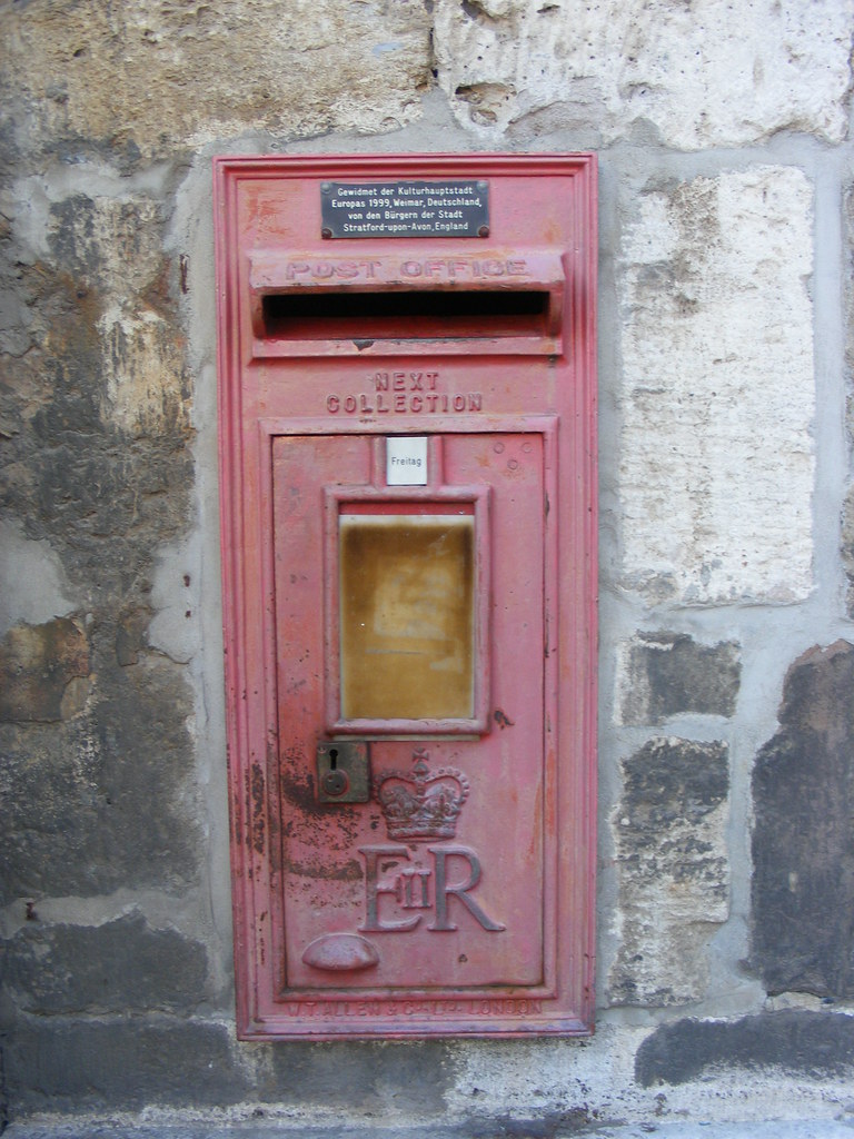 Weimar Briefkasten E II R post office letter box, donated … Flickr