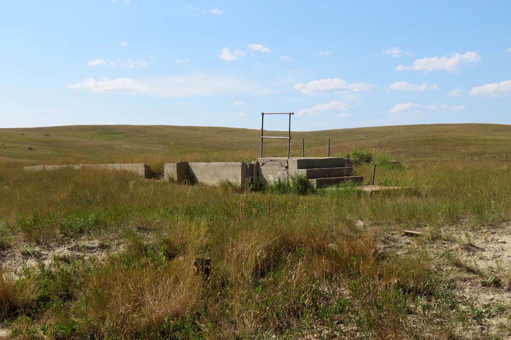 Been, Montana Wibaux County. Foundation of the former Been… Flickr