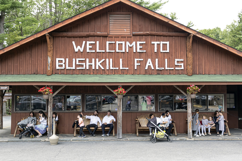 Bushkill Falls building....6O3A9421CR2A Food, souvenirs, a… Flickr