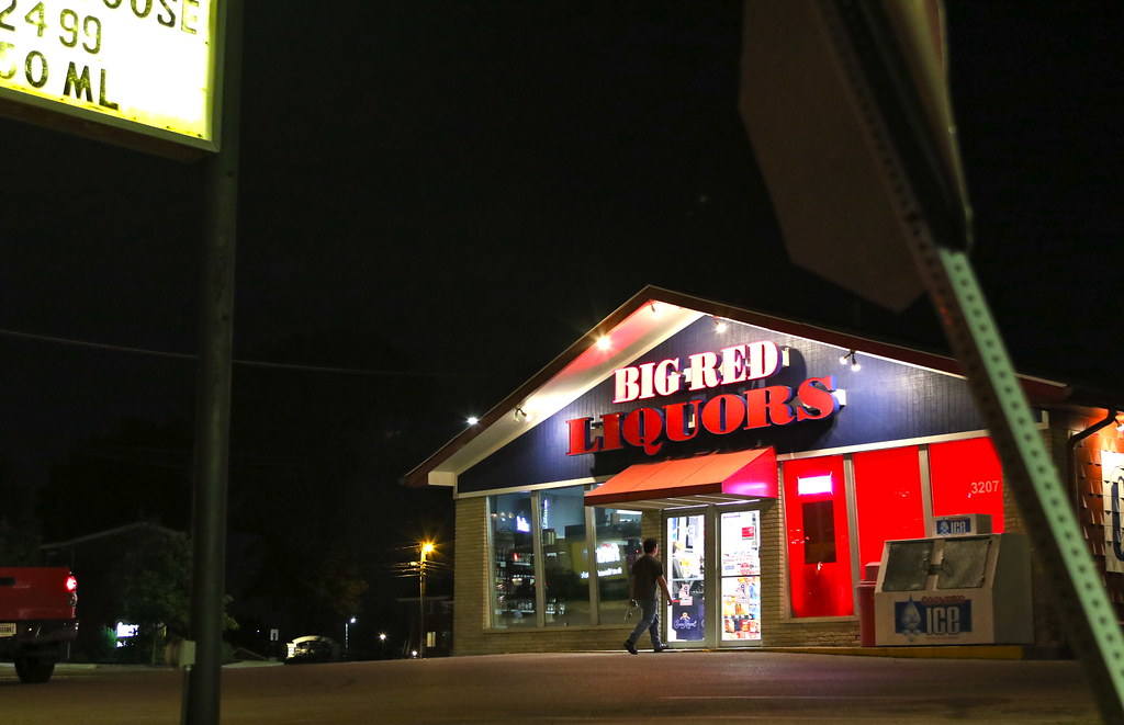"Liquors" — Bloomington, Indiana, USA The Big Red Liquors … Flickr