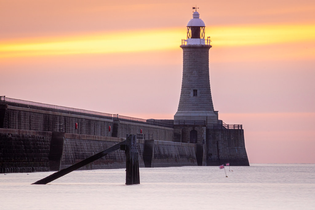Tynemouth Lighthouse Flickr