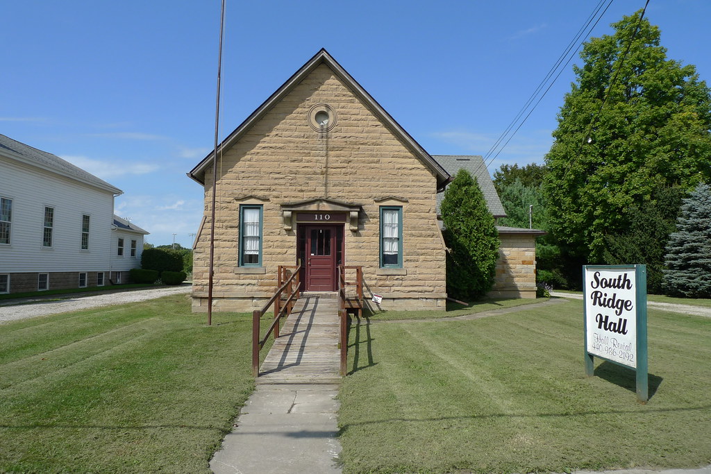 South Ridge Hall along State Route 113, South Amherst, OH … Flickr