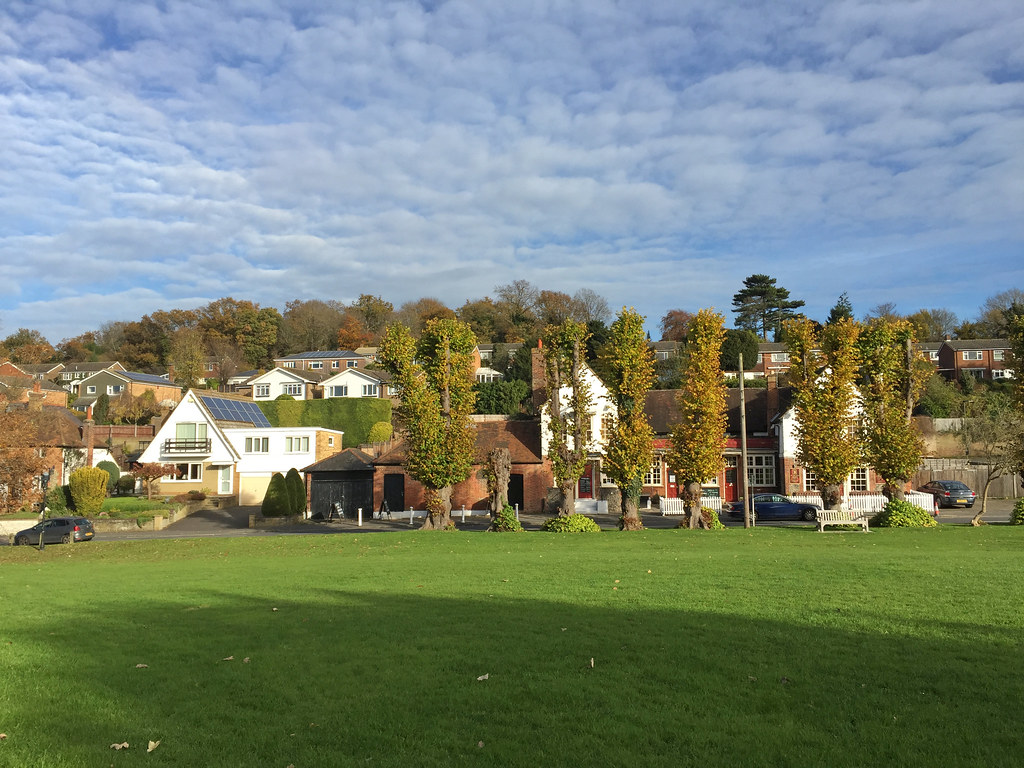 Pratts Bottom A veryouter London village on the edge of B… diamond