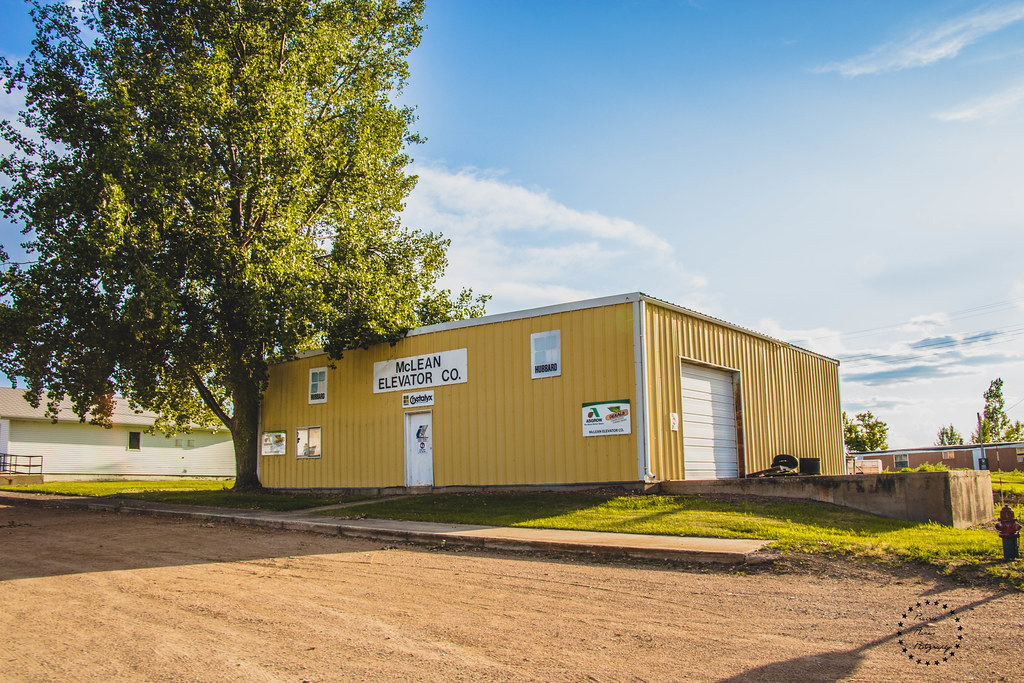 Benedict, North Dakota I would guess this yellow building … Flickr