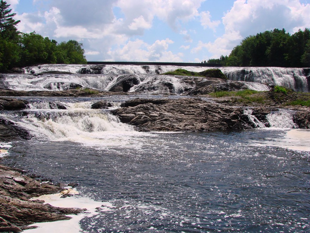 LES CHUTES DE LA RIVIÈRE ETCHEMIN SaintHenri de Lévis, Ch… Flickr