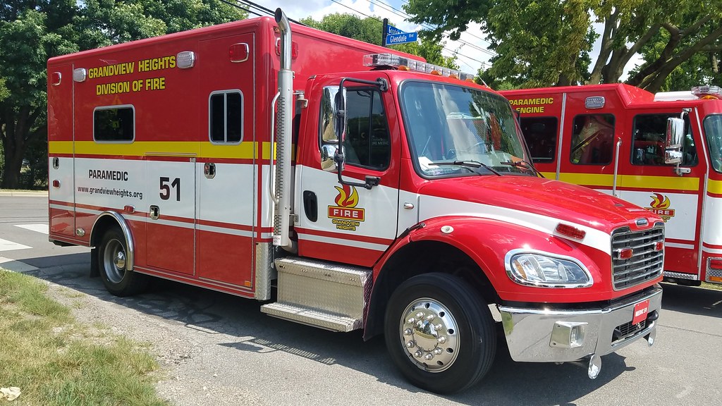 Medic 51 City of Grandview Heights, Ohio Fire Department M… Flickr