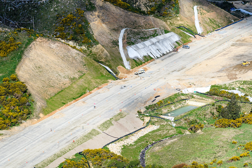 Transmission Gully motorway, aerials flying south Transmis… Flickr