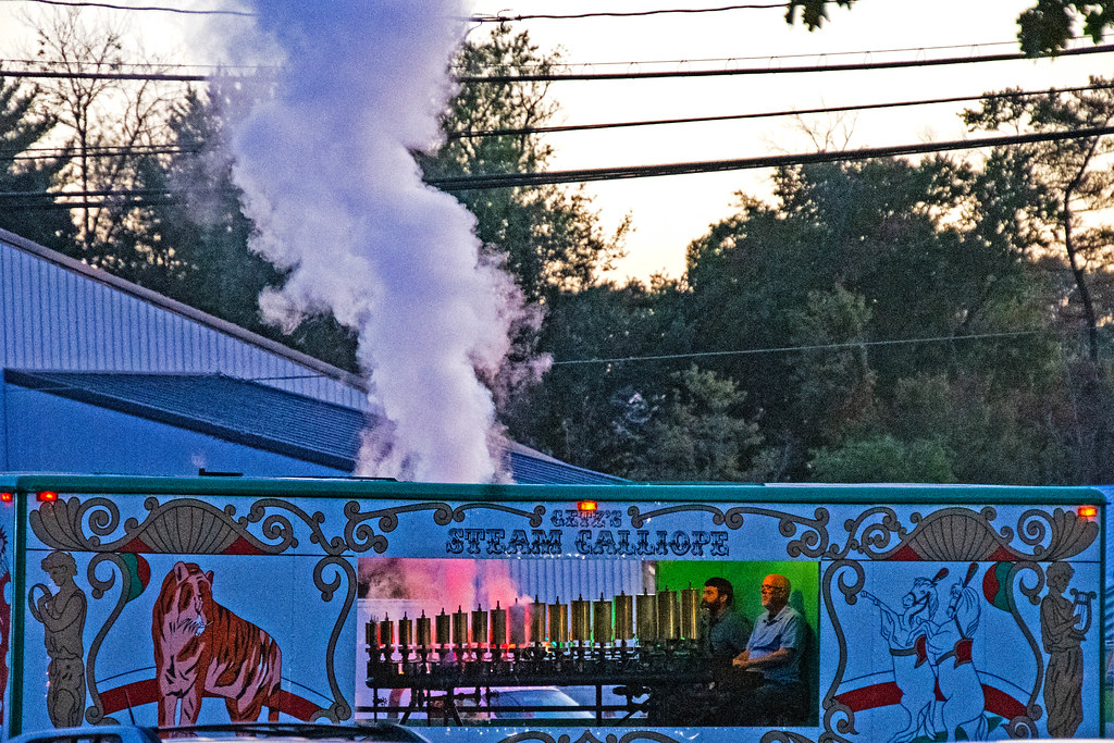 Quarryville parade calliope 19 05ABH DSC_5366.jpg Robert Morrison