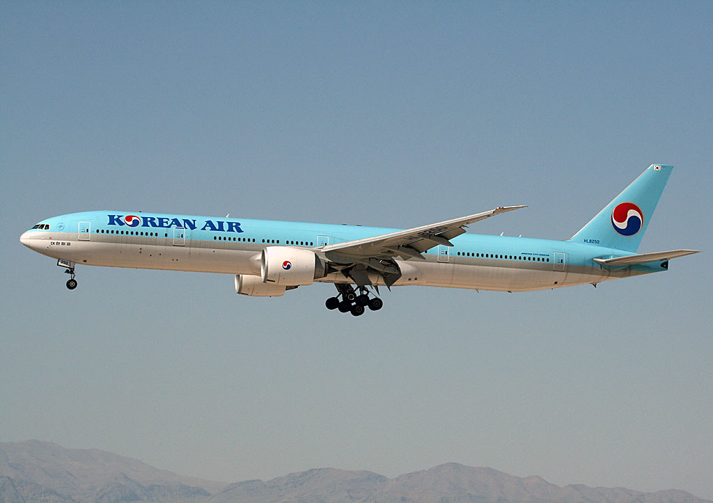 HL8250 Las Vegas Boeing 7773B5ER B77W Korean Air Ian