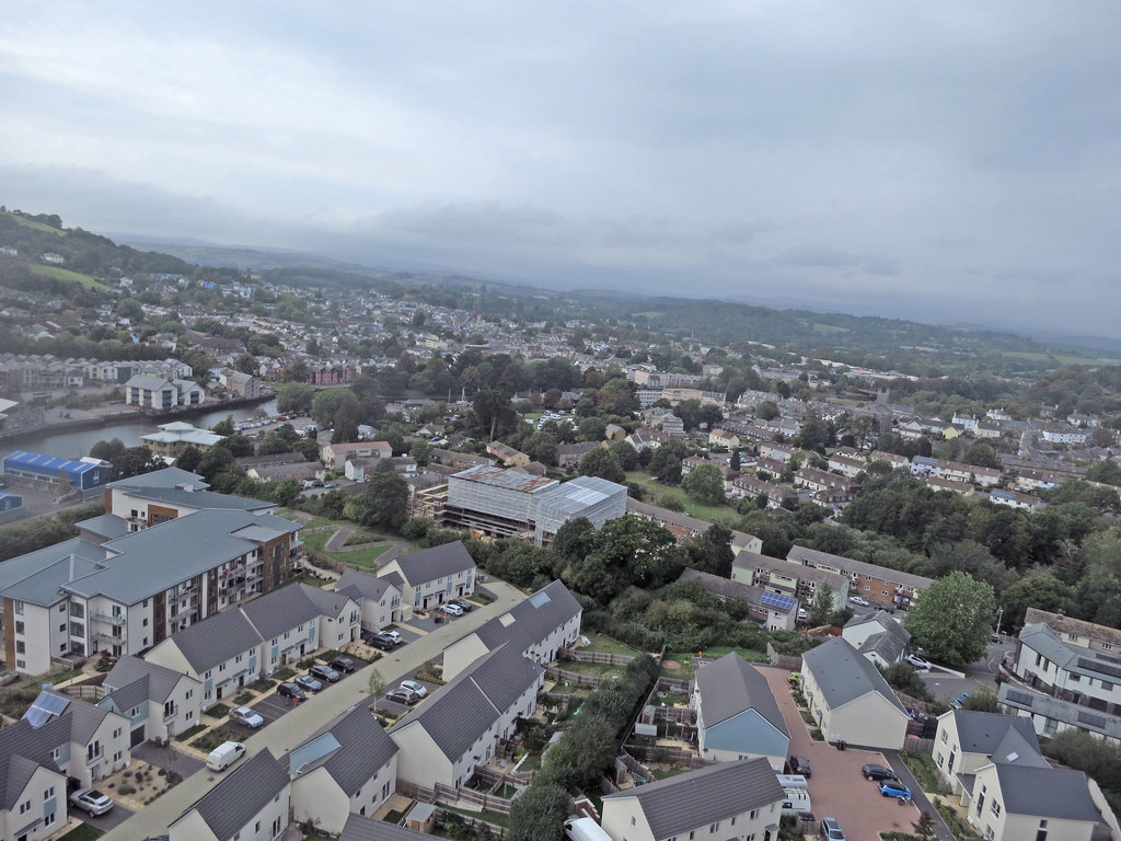 Totnes from the top of Bridgetown A dull, cloudy day so I … Flickr