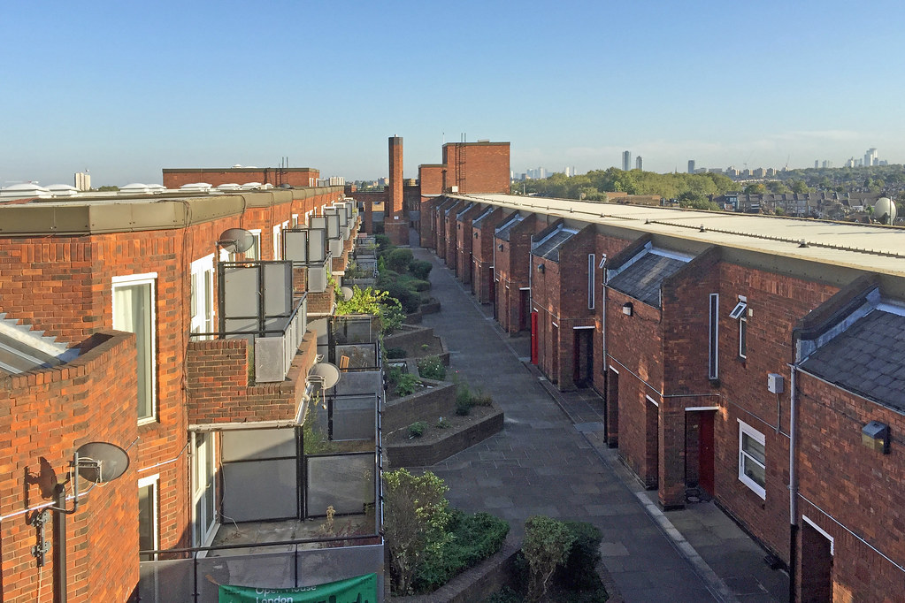 Page High Estate, Wood Green A council estate on top of a … Flickr