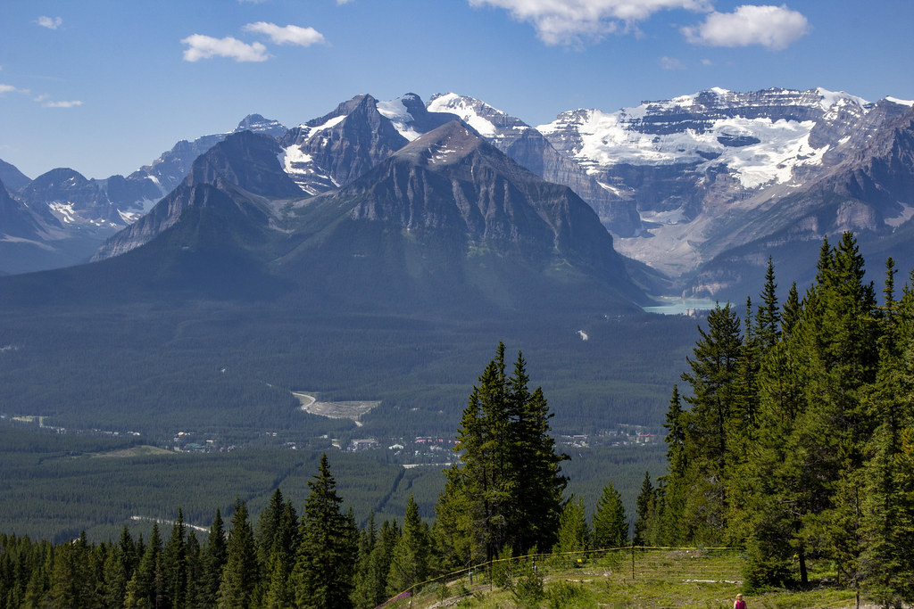 Lake Louise, Fairmont Chateau, photo from chair lift, Lake… Flickr