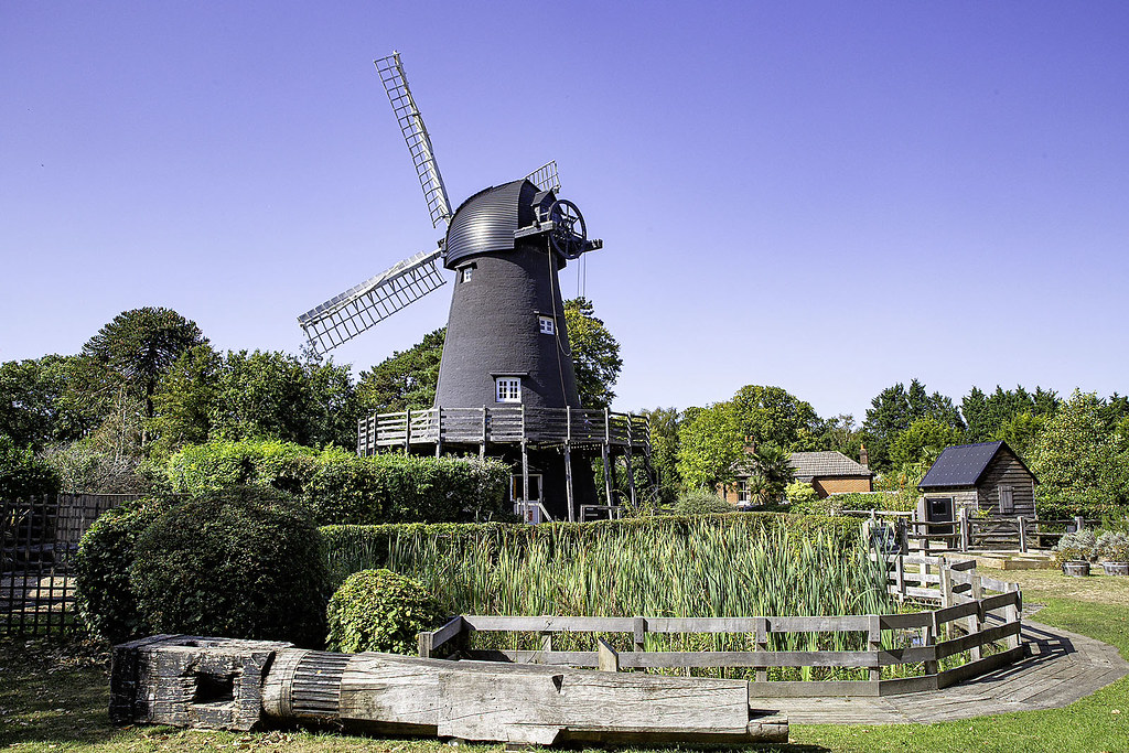 Bursledon Windmill Bursledon Windmill is a Grade II listed… Flickr