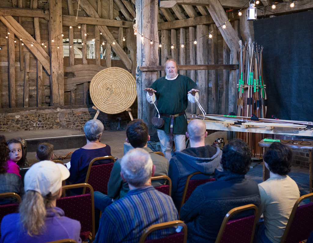 Medieval Daze Pip Bickerstaff UK's Leading longbow expert… Flickr