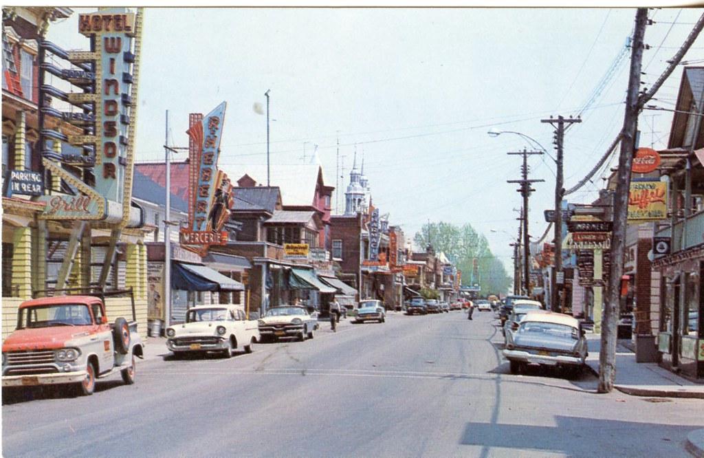 La Rue Principale, Louiseville, Quebec A late 1950's photo… Flickr