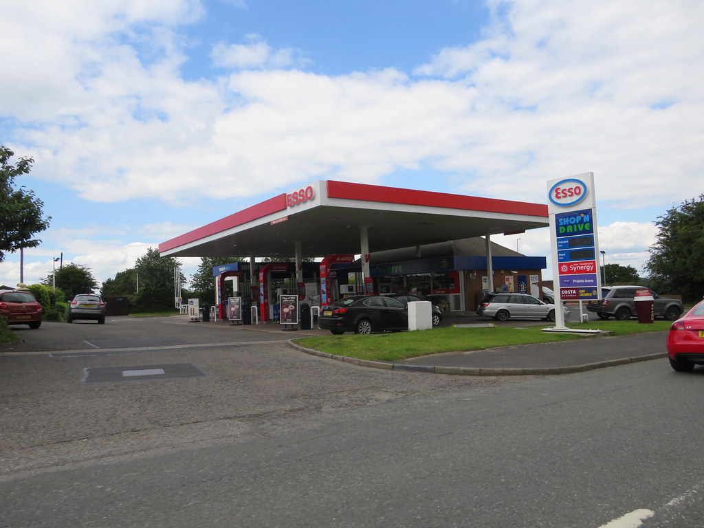 Esso Derby Road, Swanwick, Alfreton, Derbyshire 2 Flickr