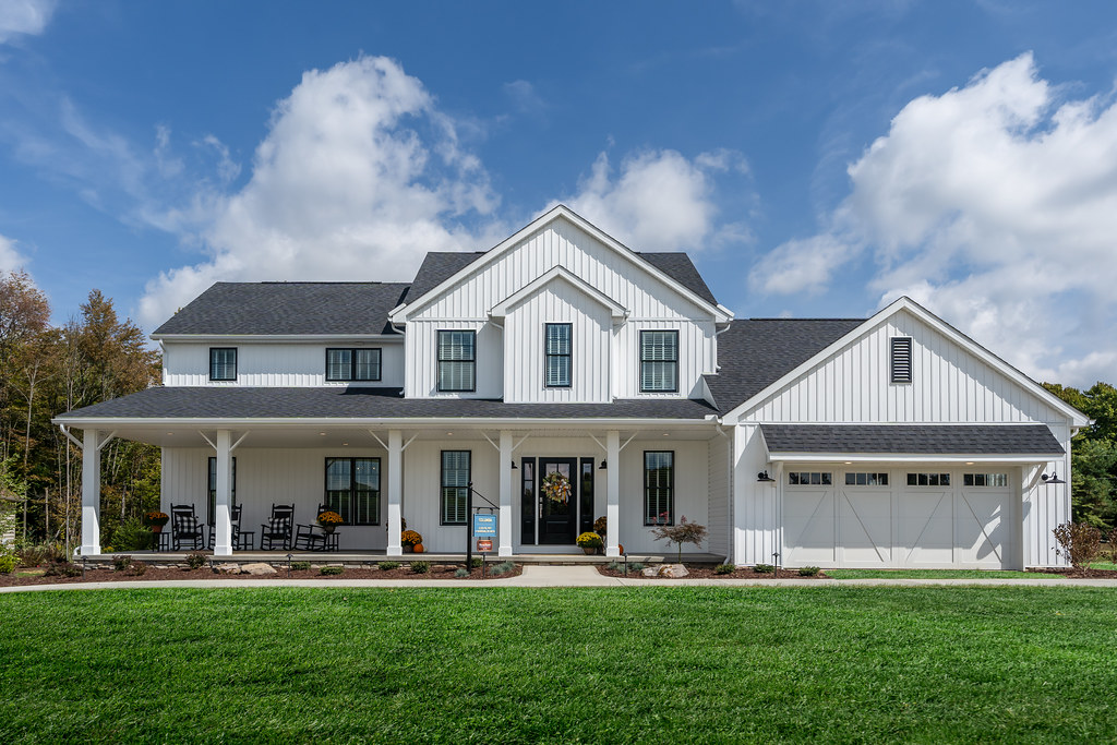 Custom New Home Builders in Akron & Medina Ohio Wayne Homes