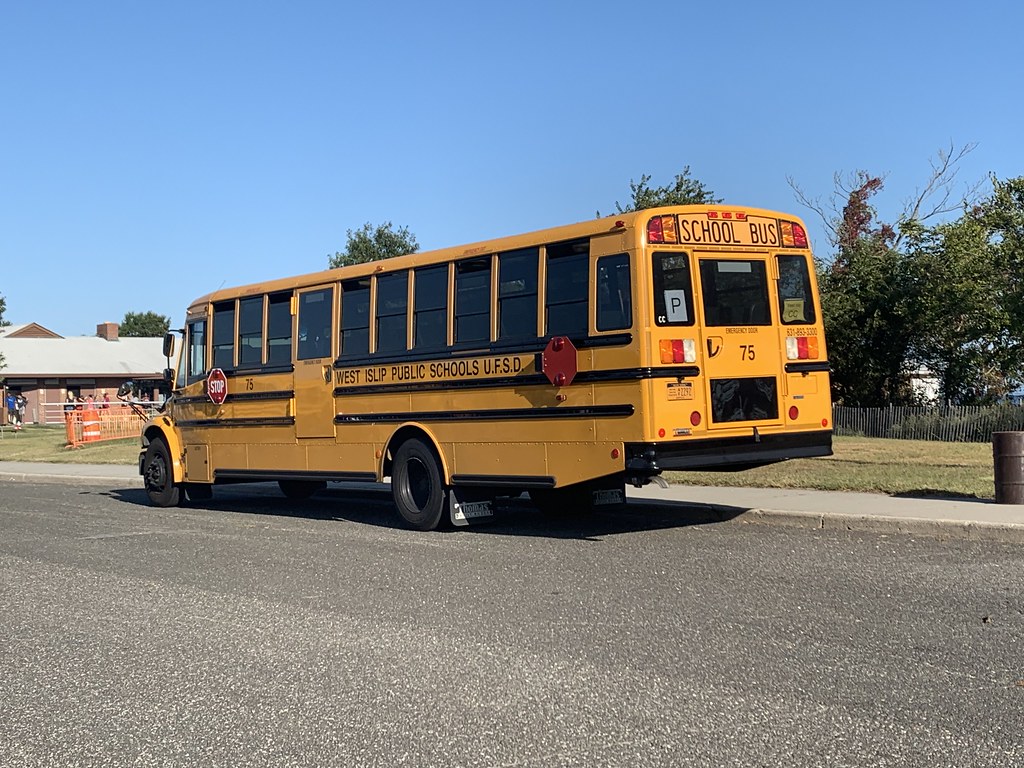 West Islip Public Schools UFSD 75 2015 Thomas C2 Montauk Bus Photography Flickr