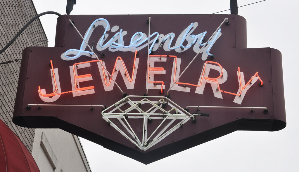 Lisenby Jewelry Malvern, AR; roadarch.blog/2019/09/28/day… Flickr