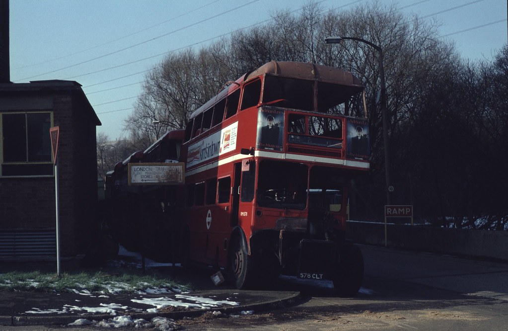 Aldenham Bus Overhaul Works RM 1578 was one of the large b… Flickr