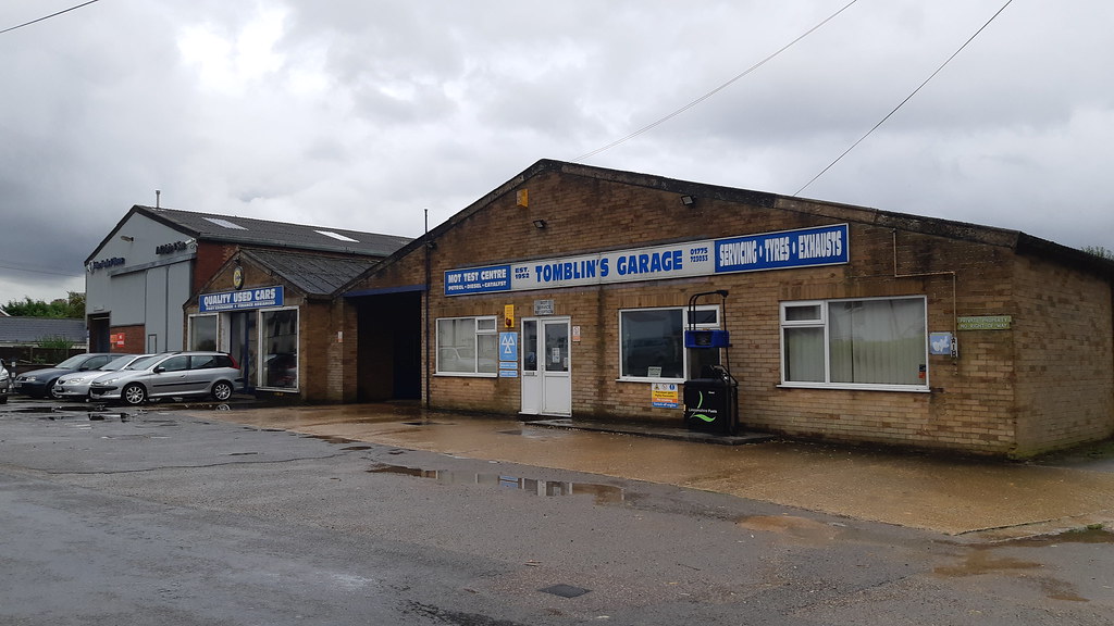 Lincolnshire FuelsTomblins Garage, Northgate, Pinchbeck n… Flickr