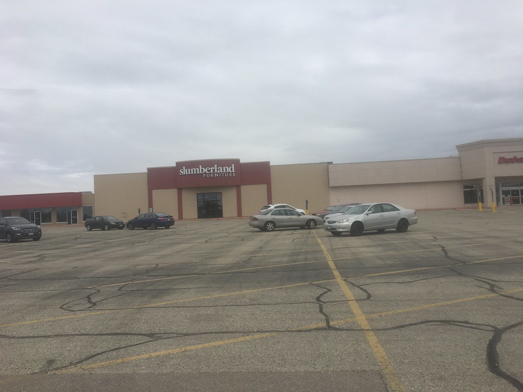 Former KmartDelevan, Wisconsin Kmart 3740 opened in 1989… Flickr