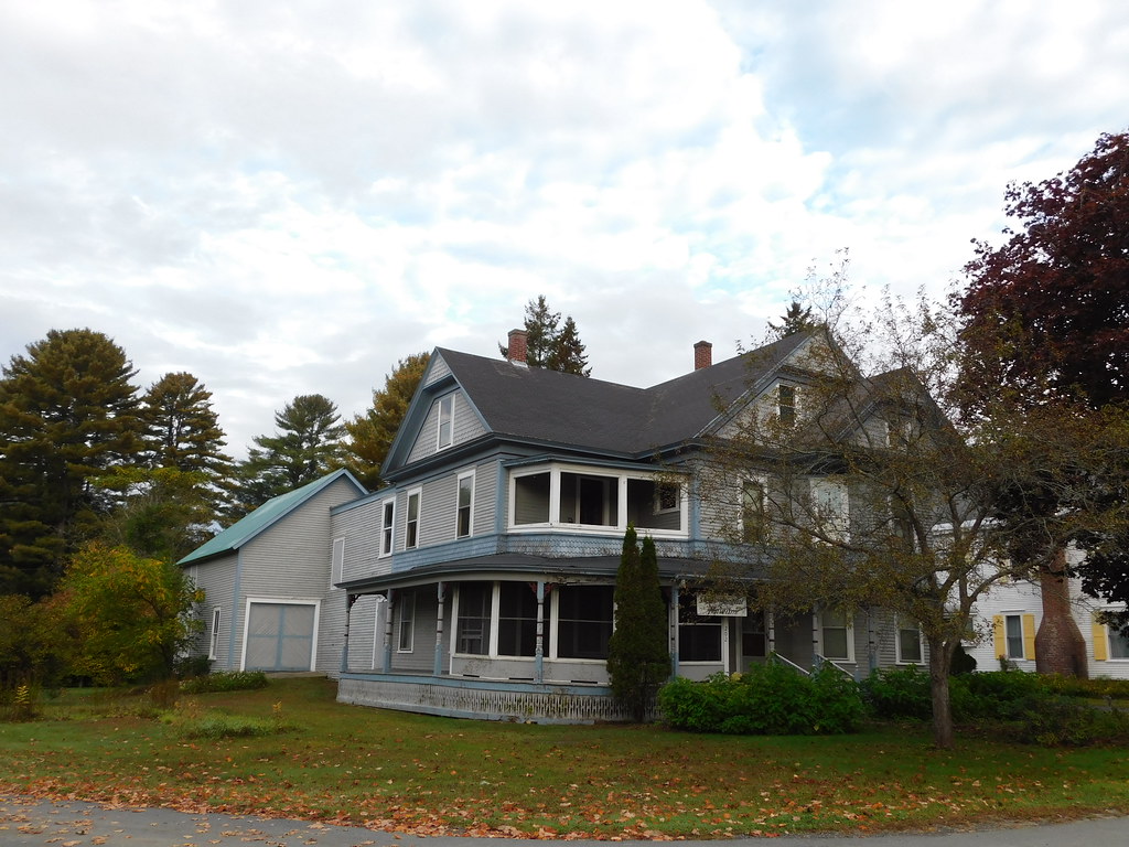 The Shores Museum Lyndon Center, Vermont The Queen Anne st… Flickr