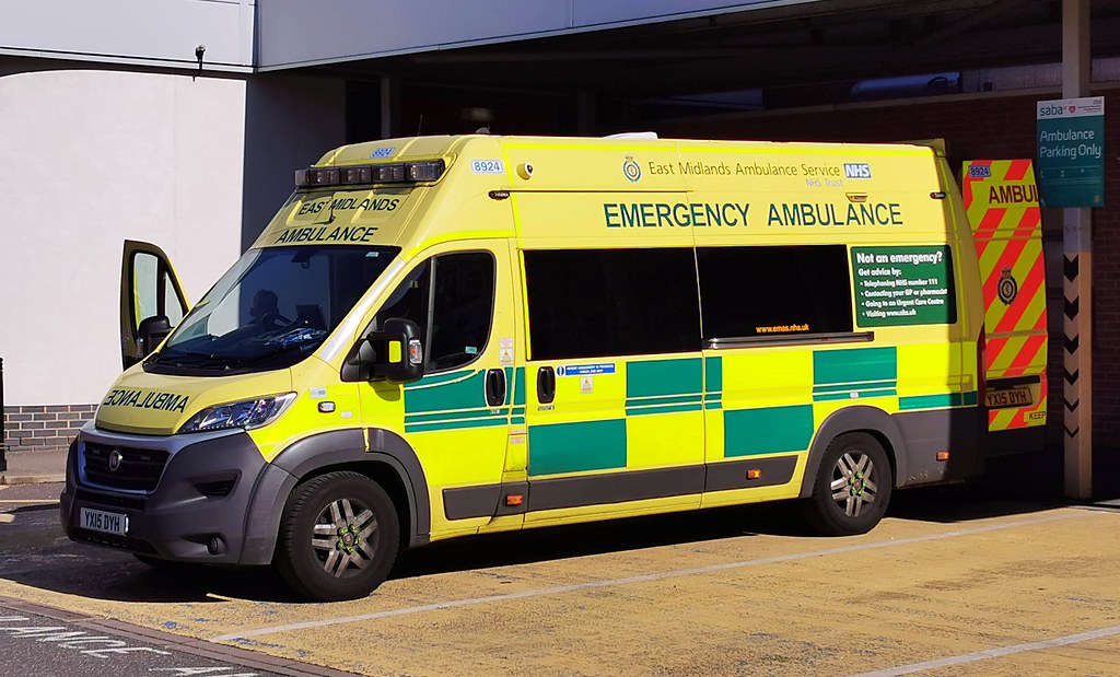 East Midlands Emergency Ambulance, A&E, Bassetlaw Hospital… Flickr