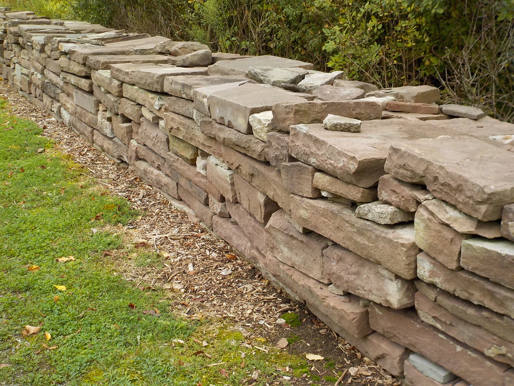 MEDINA SANDSTONE WALL at the CCC/POW Camp Site Hamlin, NY… Flickr