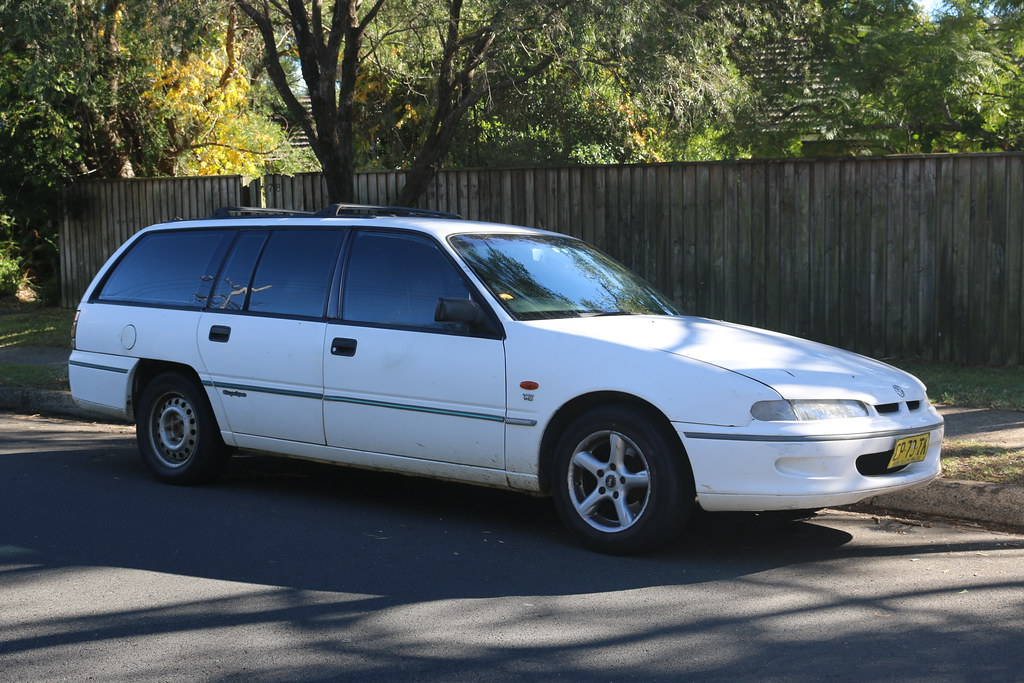 1996 Holden Commodore VS Equipe Wagon Newport, NSW car_spots_aus
