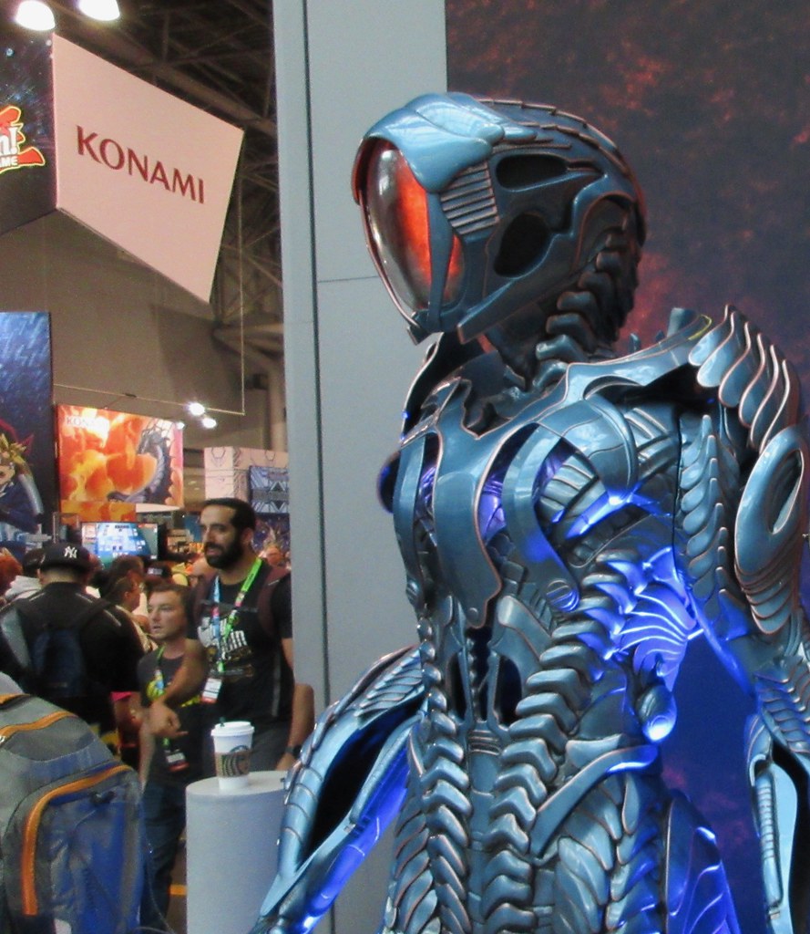 2019 Robot Mannequin from Netflix Lost In Space Reboot Ser… Flickr