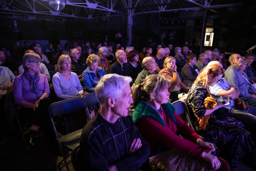 J 19 03531 KAR_6404 l'avenir lier Flickr