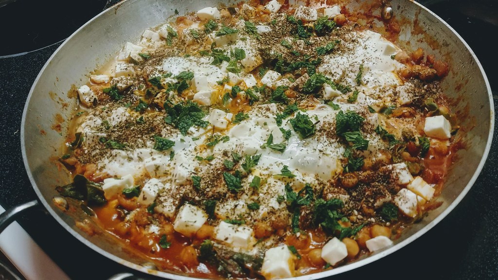 Chickpea & Kale Shakshuka Recipe from SmittenKitchen Flickr