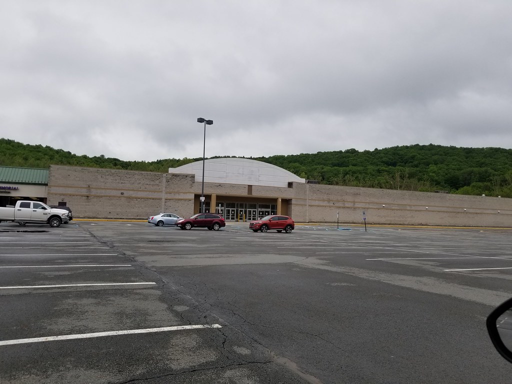Kmart Honesdale, PA Store 3885, Route 6 Mall, 650 Old W… Flickr