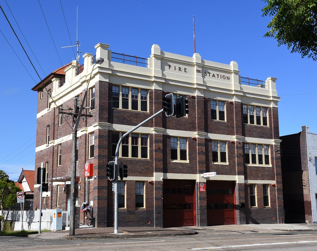 Fire Station, Fairlight, Sydney, NSW. 128 Sydney Rd, Fairl… Flickr