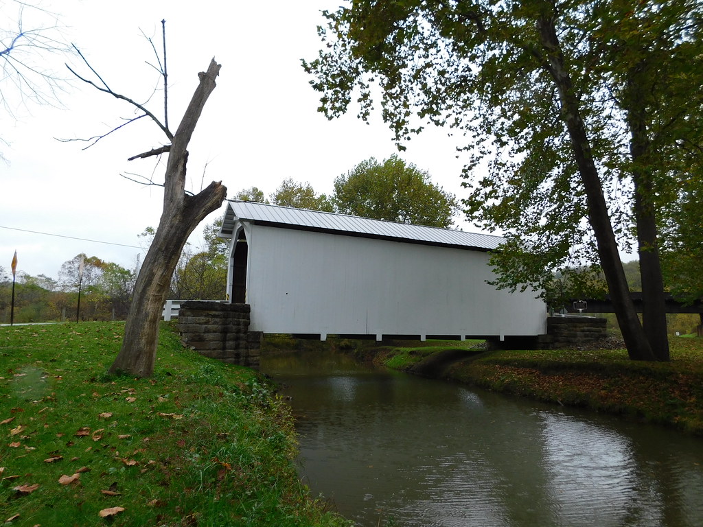 White Covered Bridge Garards Fort, Pennsylvania The 66.5 f… Flickr