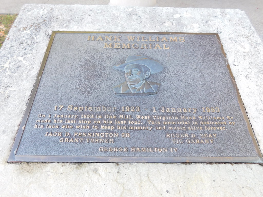 Hank Williams' Death Memorial Oak Hill, West Virginia Flickr
