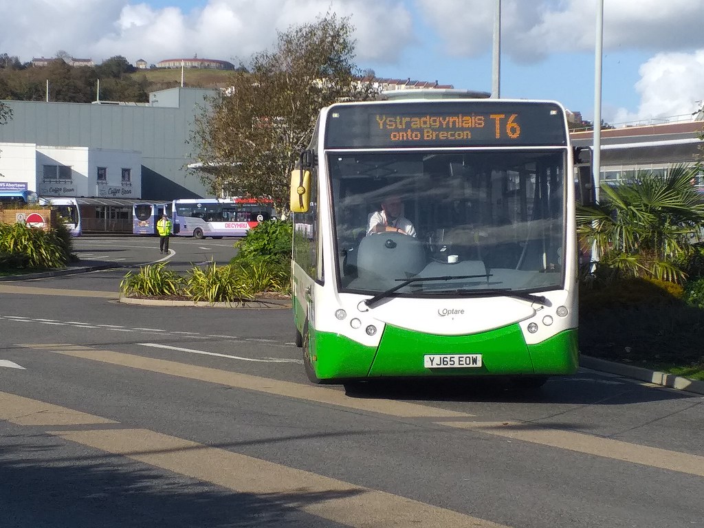 NAT Group Traws Cymru T6 (Swansea Ystradgynlais Brecon… Flickr