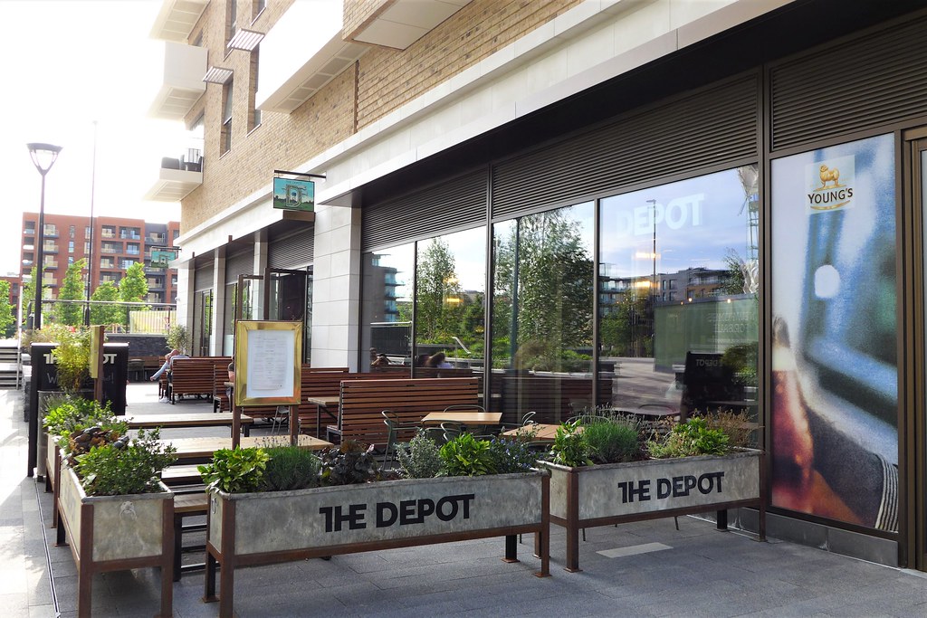 Depot, Kidbrooke, SE3 A new pub in a huge new development … Flickr