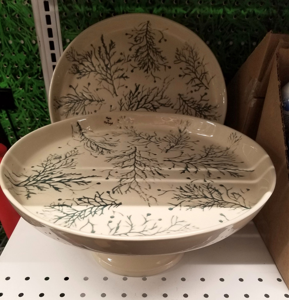 Cake Stand Hassett Ace Hardware Belmont, California USA 10… Flickr