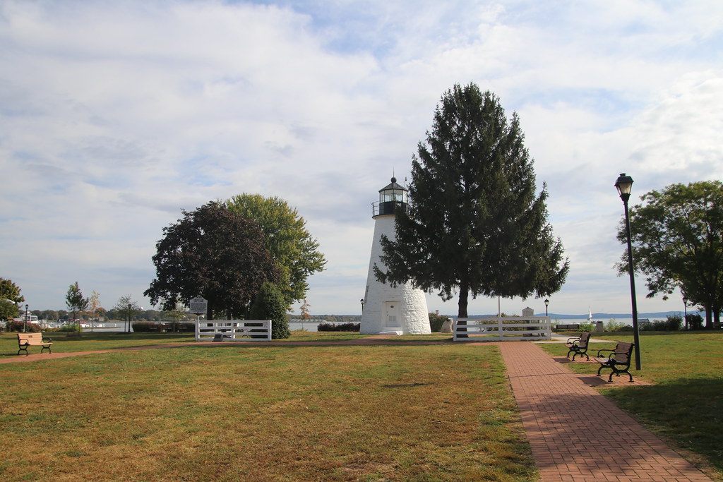 Concord Point Light (Havre De Grace, Maryland) October 1… Flickr