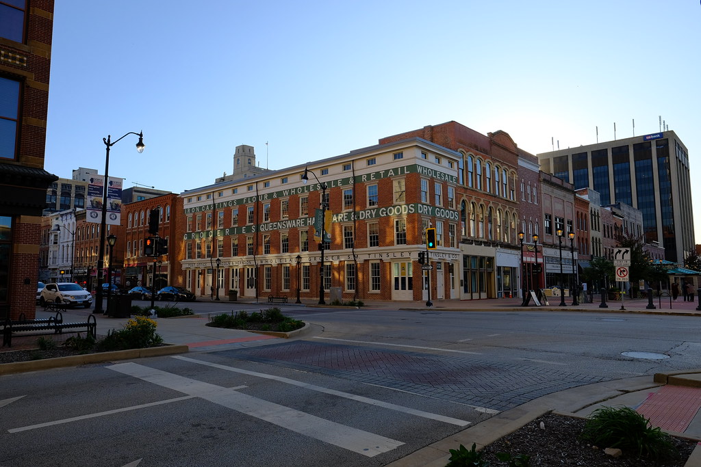 Downtown Springfield, IL 01 10.14.19 Gene Ellison Flickr