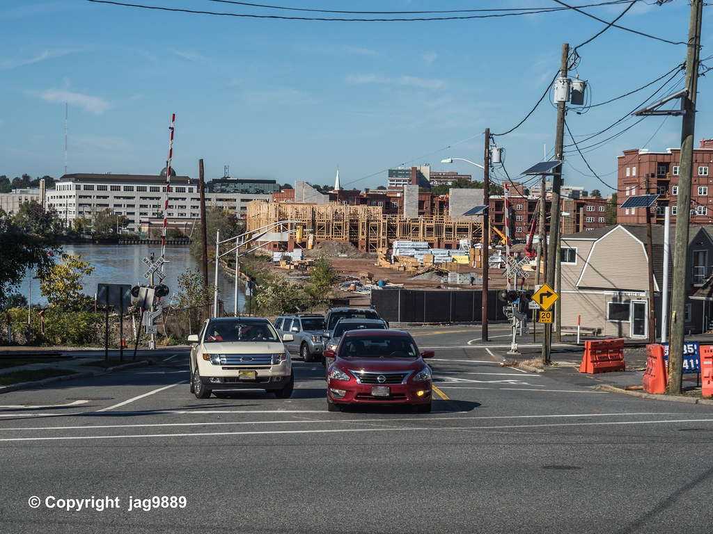 West Fort Lee Road at River Road, Bogota, New Jersey Flickr
