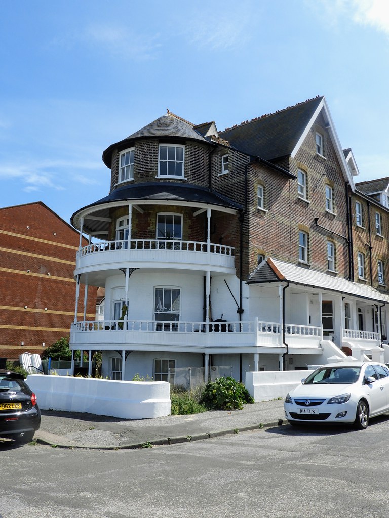 Sussex Court Sussex Gardens, Westbrook. Reading Tom Flickr