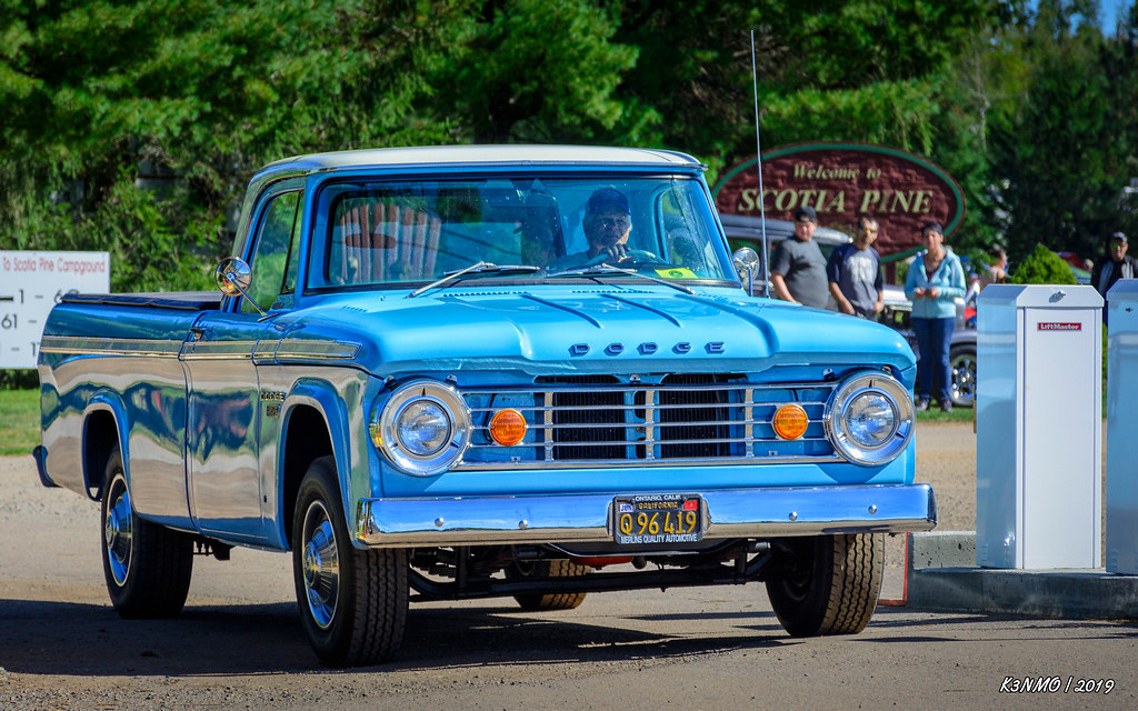 1967 Dodge D200 pickup truck Hilden, Nova Scotia, Canada … Flickr